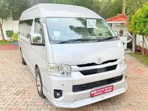Toyota GDH 223B Highroof Japan 2024
