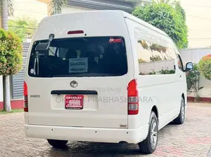 Toyota GDH GDH223 Highroof 2023