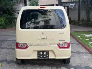 Suzuki Wagon R FX Hybrid-4 Way-Hud 2024
