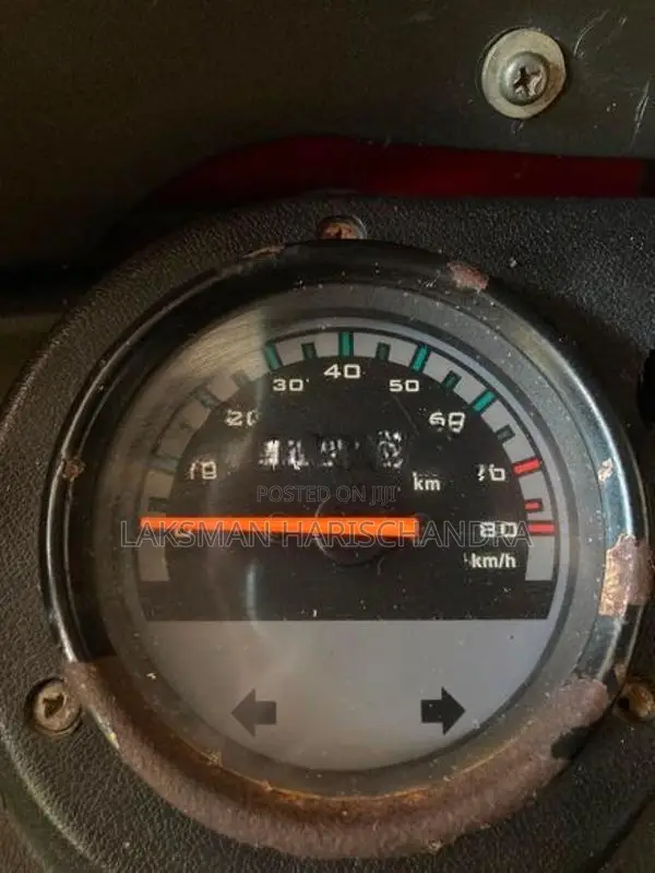 Bajaj RE 2015