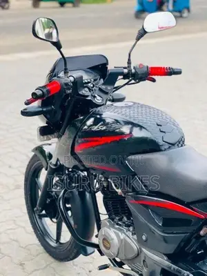 Bajaj Pulsar 150 2017
