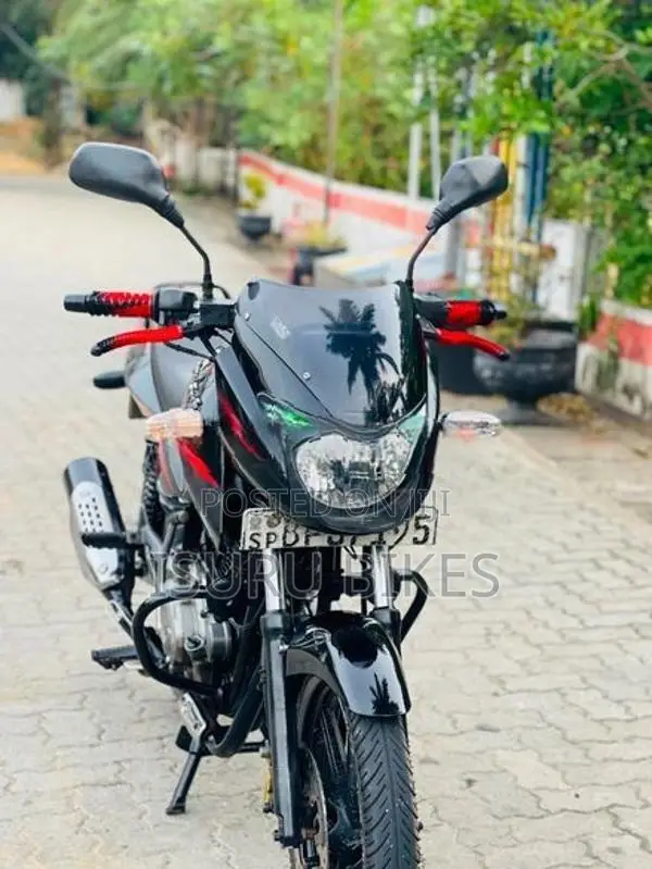 Bajaj Pulsar 150 2017