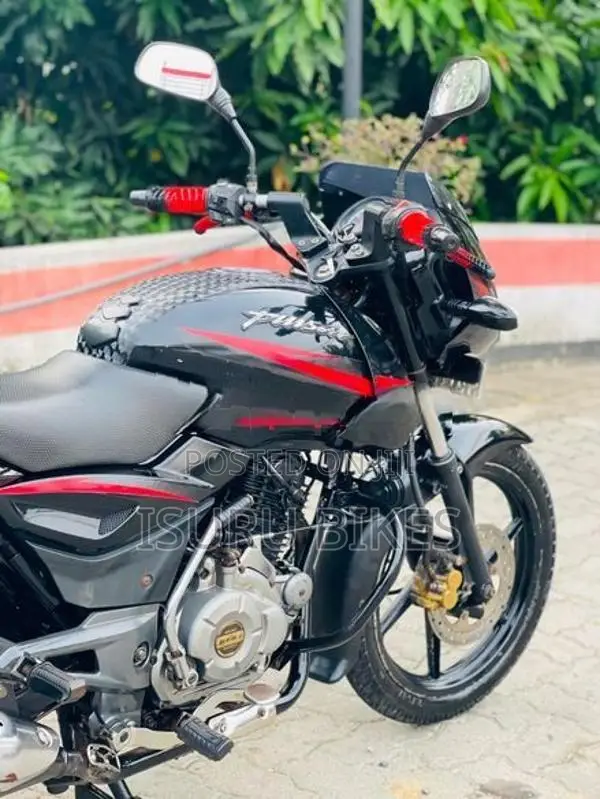 Bajaj Pulsar 150 2017