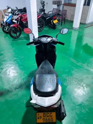 Honda Dio 2015