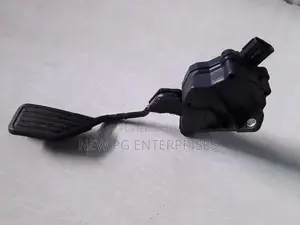 Toyota Belta SCP92 Accelerator Pedal