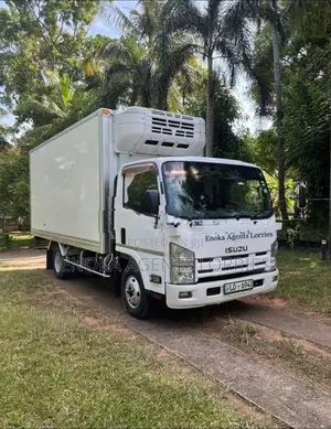 Isuzu Elf 14½ Freezer Lorry 2014