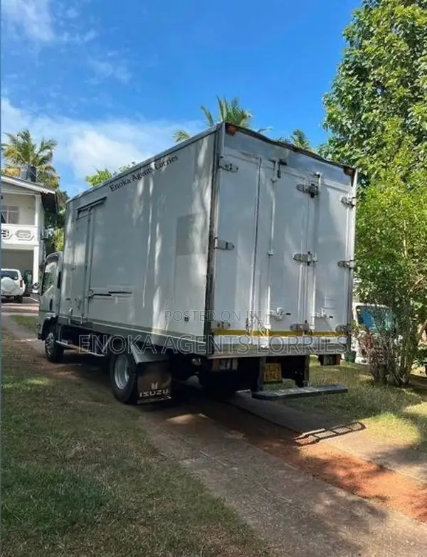 Isuzu Elf 14½ Freezer Lorry 2014