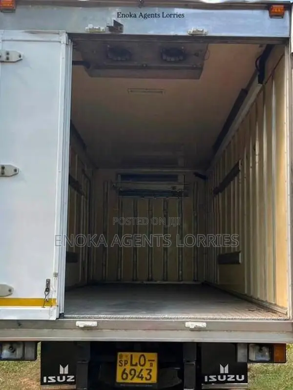 Isuzu Elf 14½ Freezer Lorry 2014