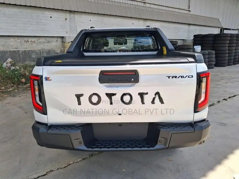 Toyota Hilux Travo Overland Plus 2026