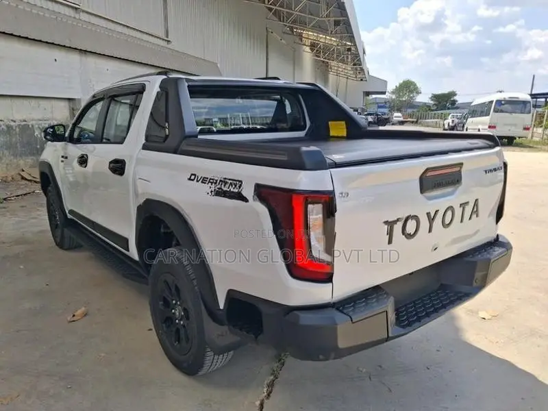 Toyota Hilux Travo Overland Plus 2026