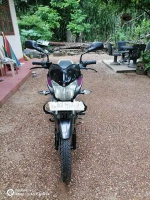 Bajaj Discover 2014