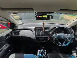 Honda Grace EX Sensing 2018
