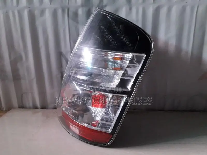 Toyota Prius NHW20 Tail Light RHS
