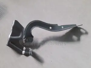 Toyota Axio NZE141 Bonnet Hinge RHS