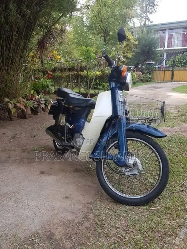 Honda Super Cub 50 2015