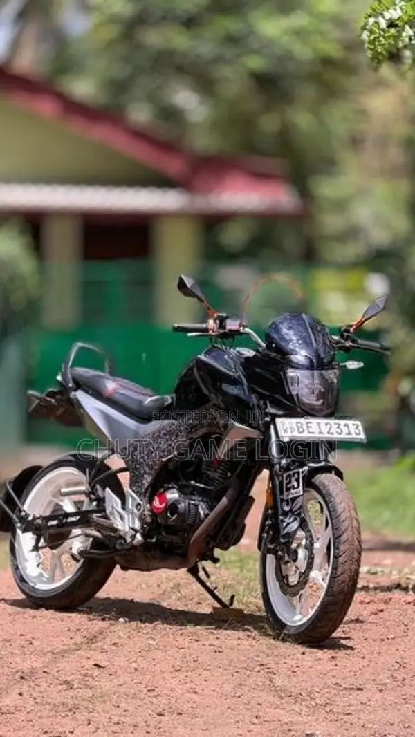 Honda CB Hornet 2016