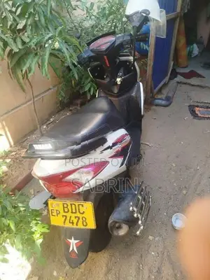 Yamaha RayZR Z 2015