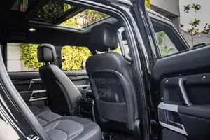 Land Rover Defender P400e HSE X Dynamic 2023