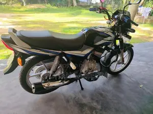 Bajaj CT100 2025