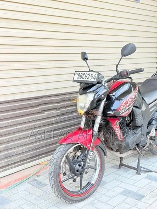 Yamaha FZ S 2014