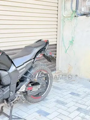 Yamaha FZ S 2014