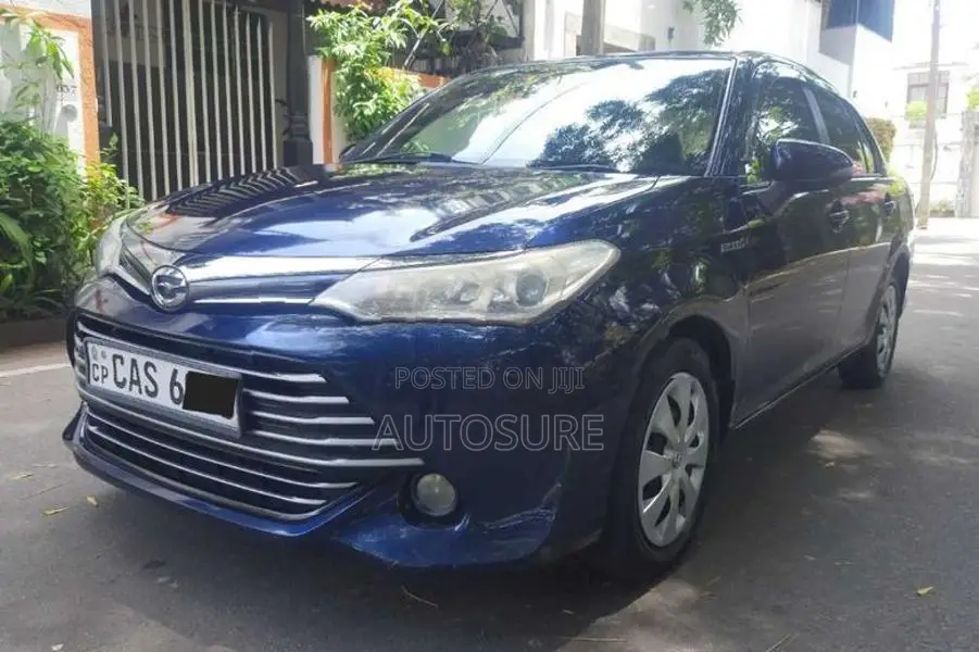Toyota Axio 2016