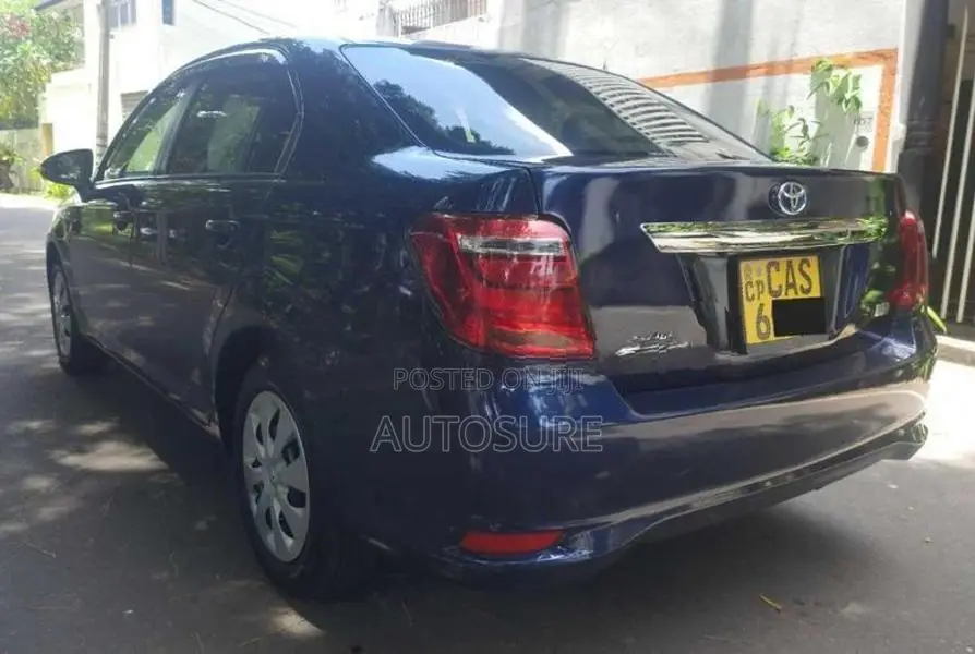 Toyota Axio 2016