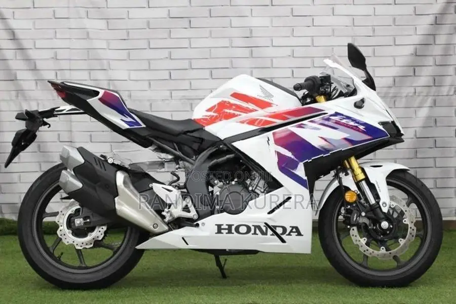 Honda CBR 250RR 2025