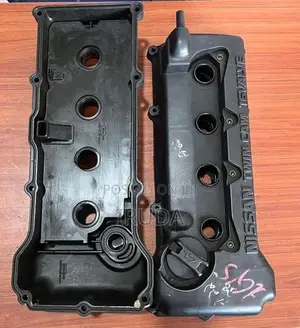 Nissan FB 15 Tappet Cover