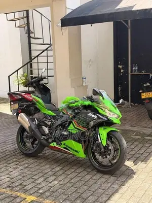 Kawasaki ZX4RR Krt Edition 2024