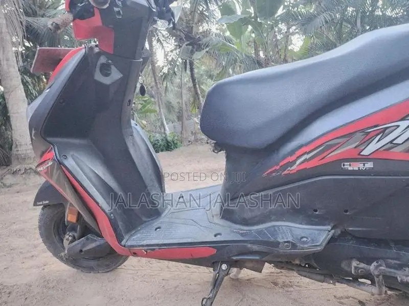 Honda Dio 2017