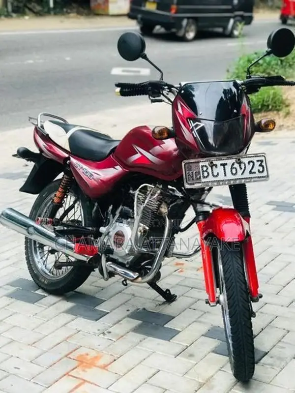 Bajaj CT100 2015