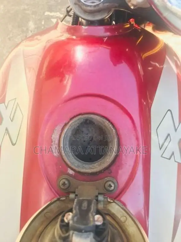 Bajaj CT100 2015