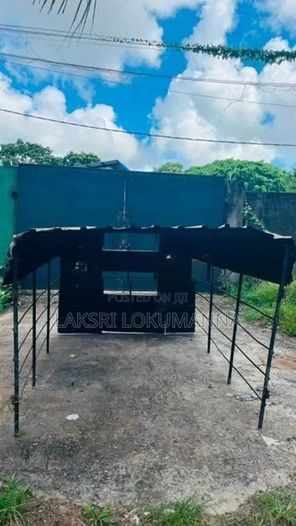 Lorry Hut