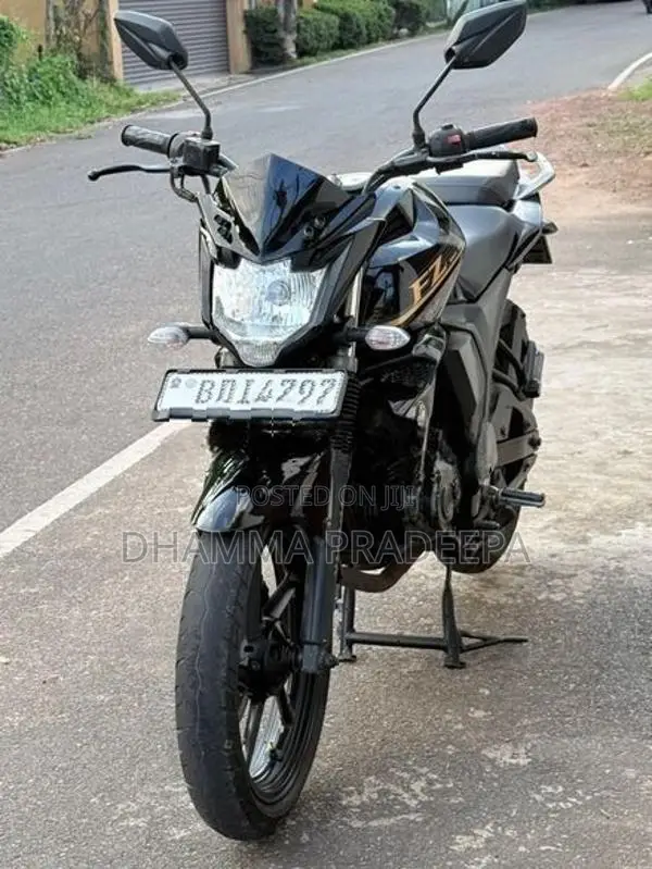 Yamaha FZs V2 2015