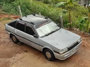 Toyota Corona 1986