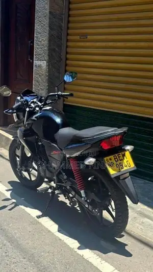 Honda Twister 2016