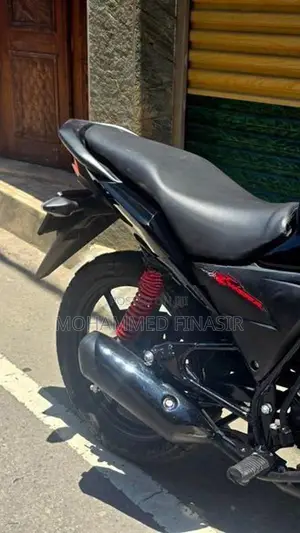 Honda Twister 2016