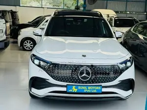 Mercedes Benz EQB 250 Plus AMG Premium 2024