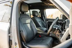 Land Rover Defender P300e X-Dynamic HSE 2026