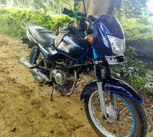 Bajaj CT100 2015