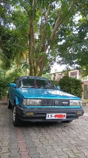 Nissan Sunny HB12 1986