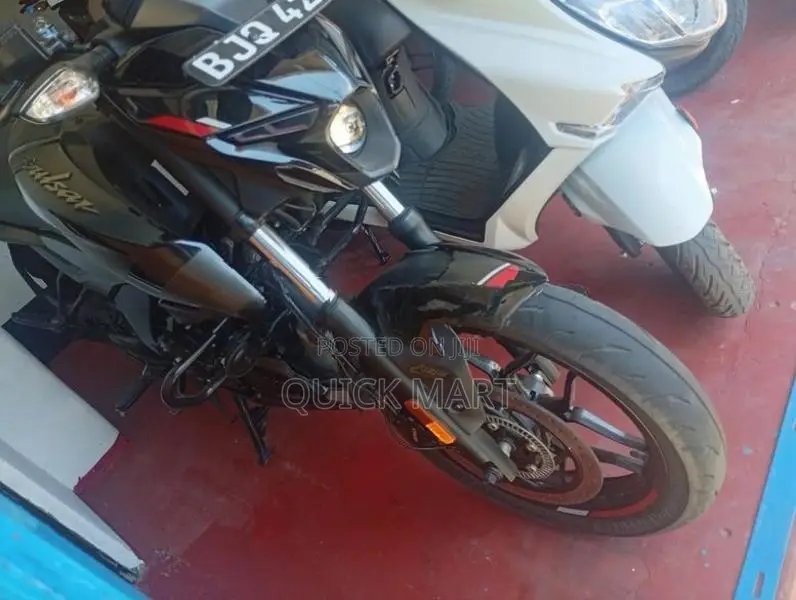 Bajaj Pulsar N160 2026