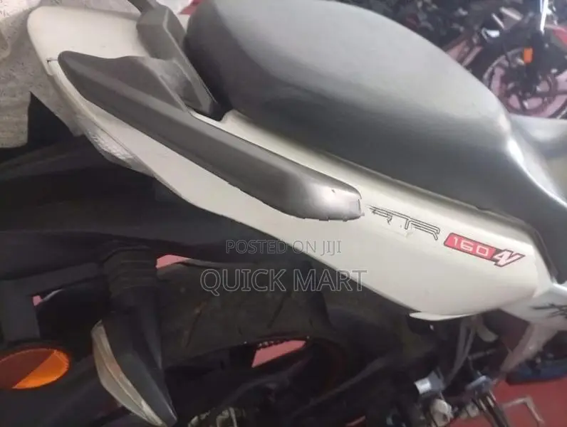 TVS Apache RTR 180 2020