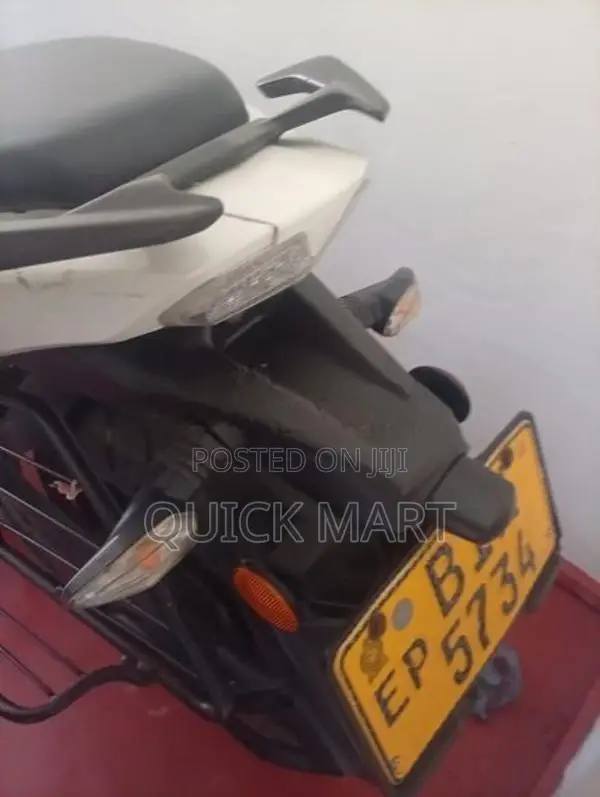 TVS Apache RTR 180 2020