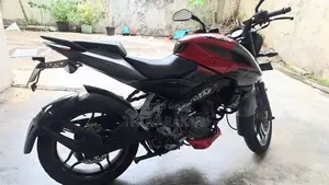 Bajaj Pulsar NS200 2017