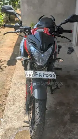 Bajaj Pulsar NS160 2017
