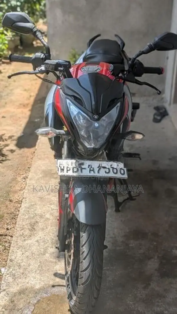 Bajaj Pulsar NS160 2017
