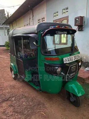 Bajaj RE 2014