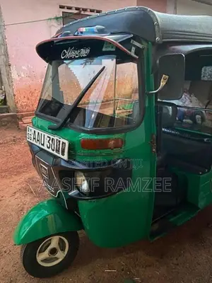 Bajaj RE 2014